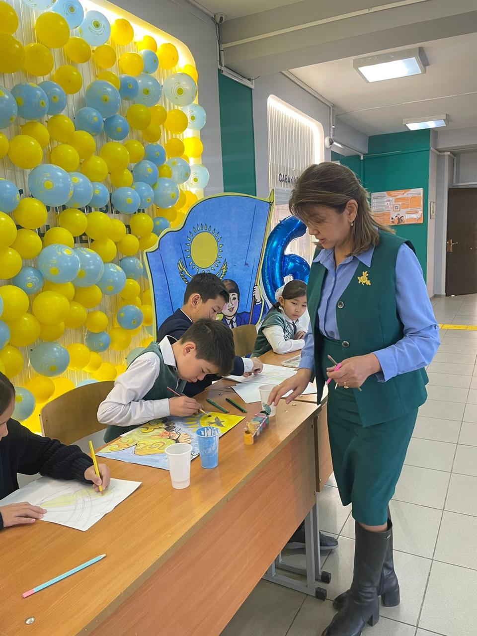 "Тәуелсіз Қазақстан балалар көзімен"  суретсалу көрмесі