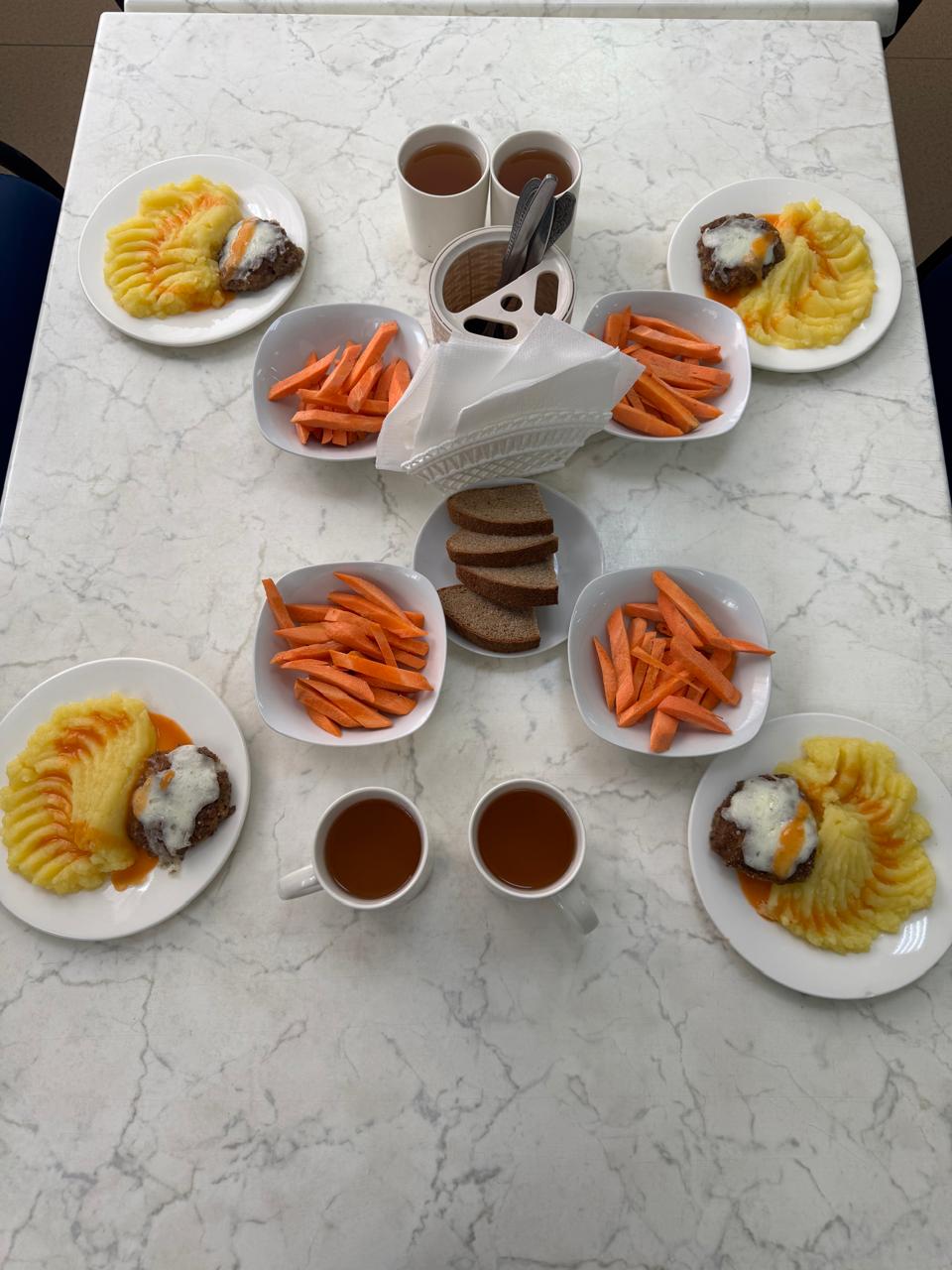 Күнделікті  ыстық   мәзір!